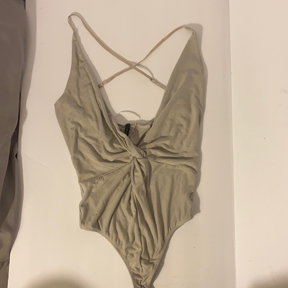 Blanc Light gray sexy body suit new with tags size small